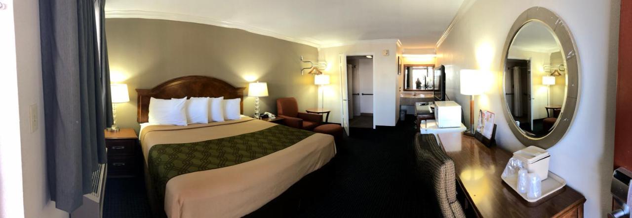 University Inn & Suites San Antonio Kültér fotó