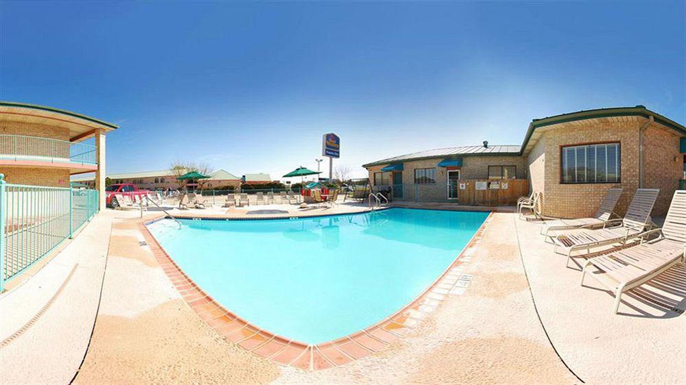 University Inn & Suites San Antonio Kültér fotó