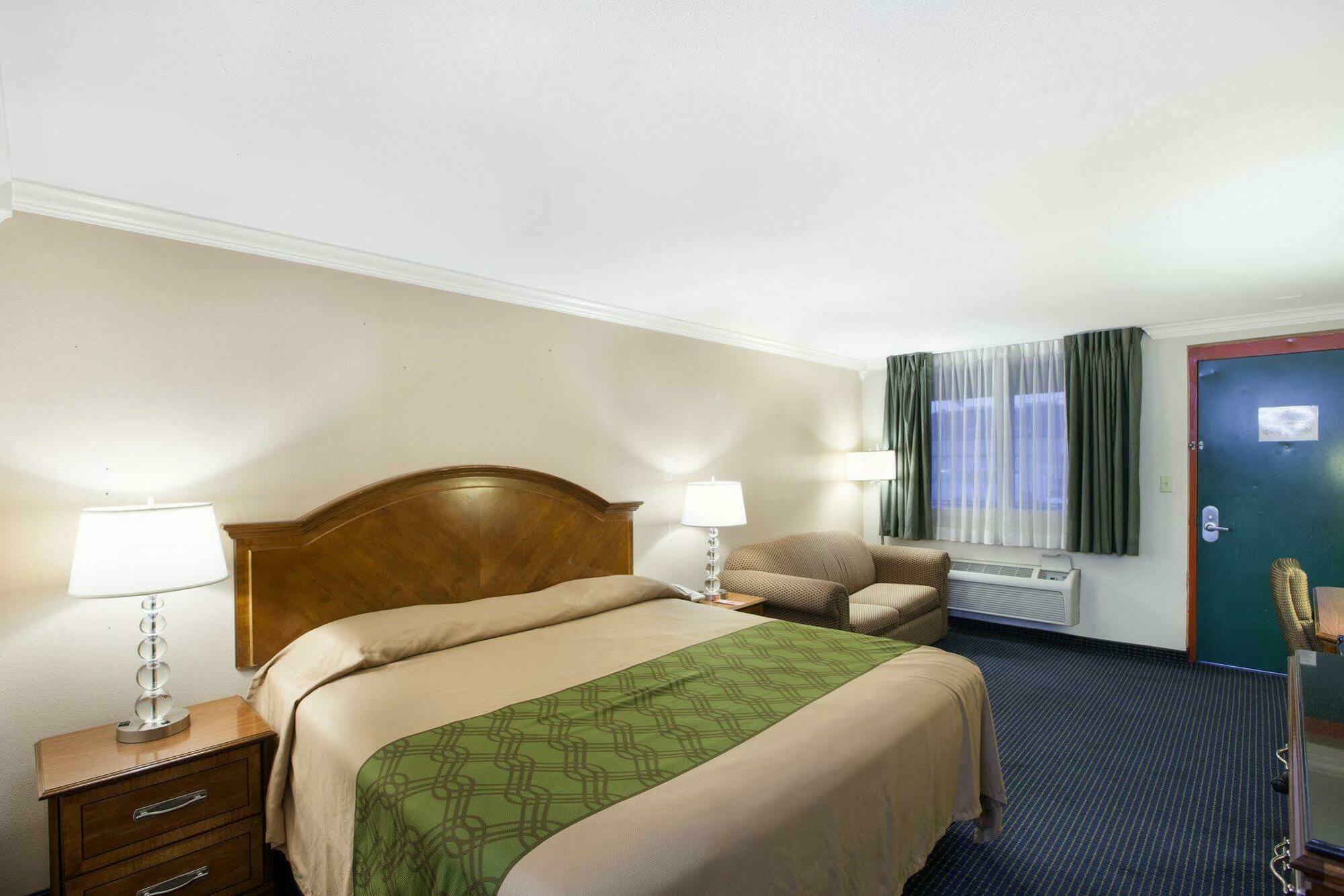 University Inn & Suites San Antonio Kültér fotó