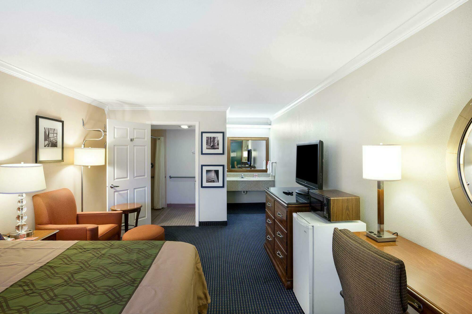 University Inn & Suites San Antonio Kültér fotó